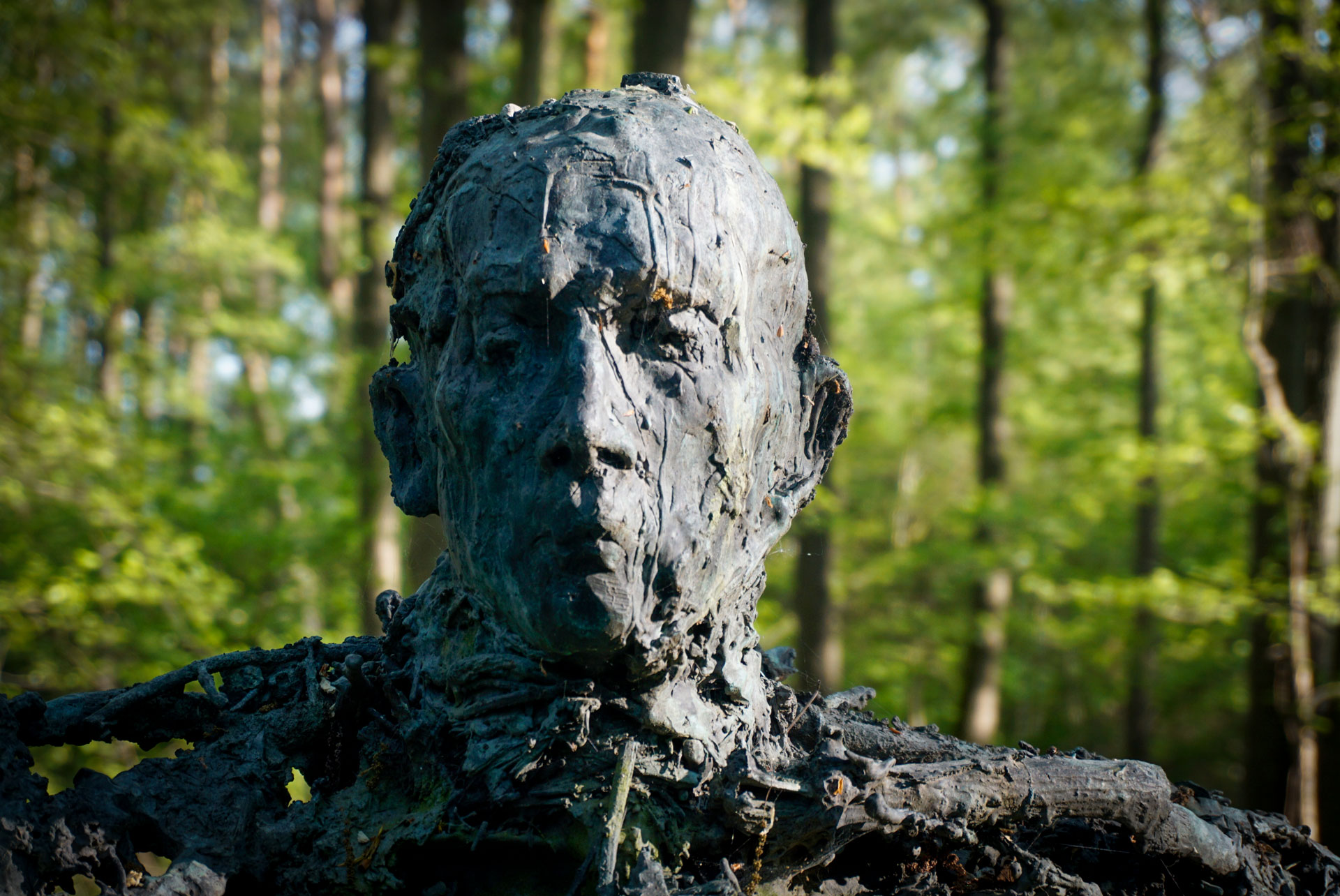 Laurence Edwards — The Catcher at Skulpturenpark Wesenberg