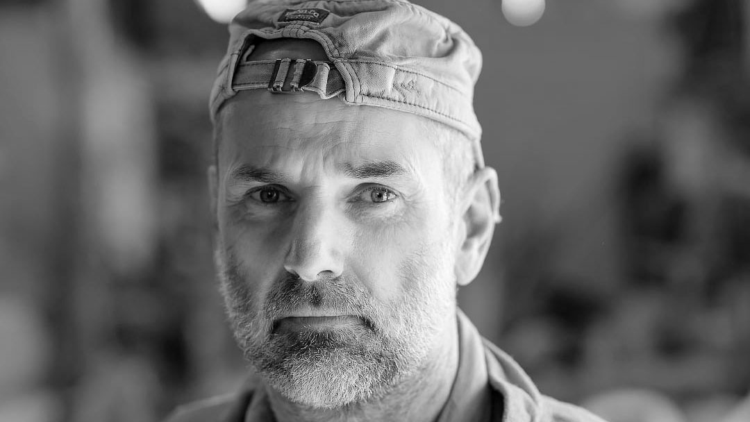 Laurence Edwards — studio models and video