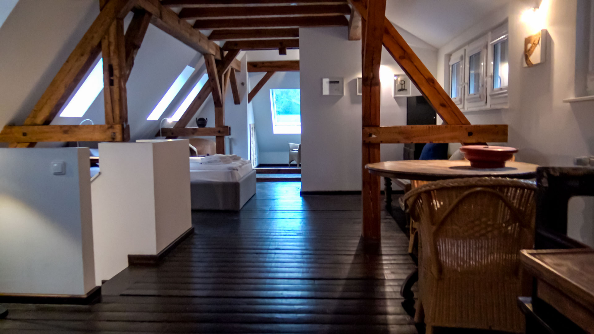 Park Residenz bei Wu — stay inside the sculpture park landscape